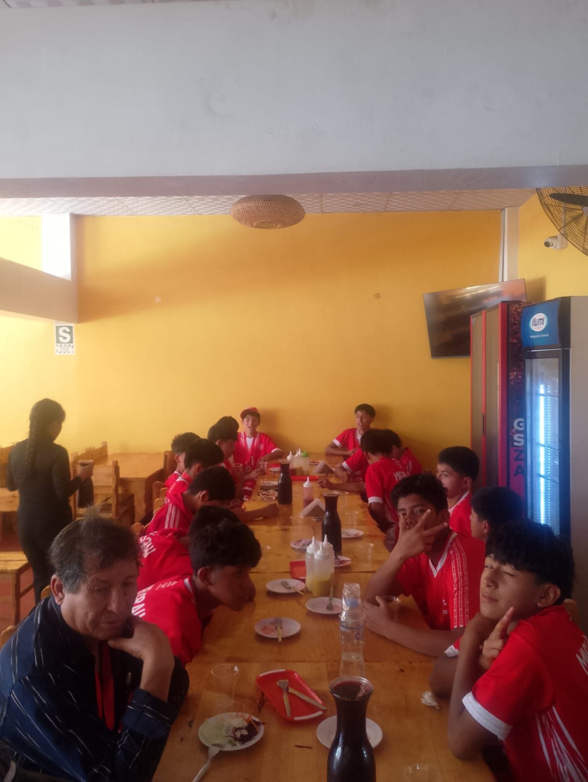 Almuerzo para estudiantes de fútbol