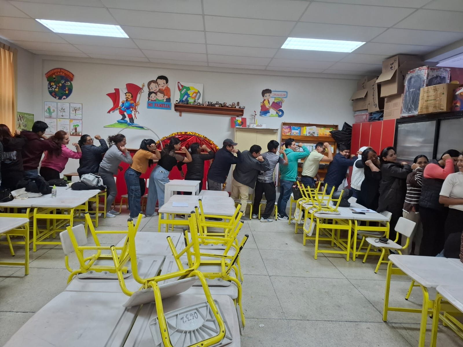 Taller del área de Psicología con padres de familia